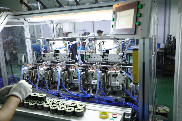 Moteur et appareil électrique Cie., chaîne de production d'usine de Ltd 8 de Changzhou Hetai